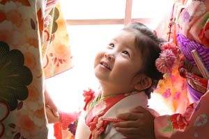 七五三の着付け・ヘアセットはどこに依頼する？費用相場についても